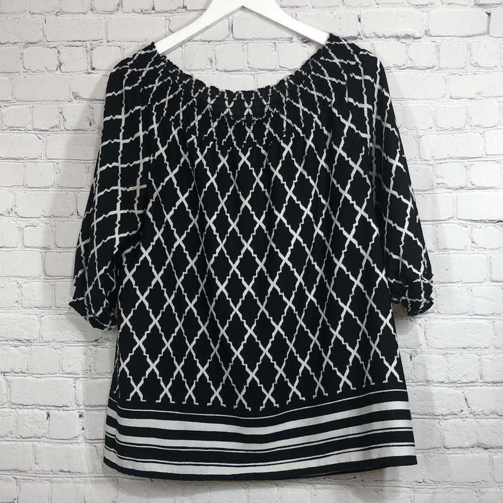 Chicos top round neck
